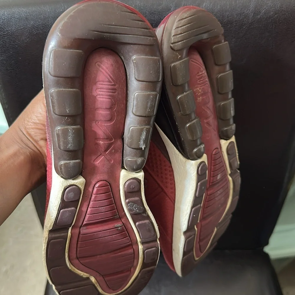 Nike Air Max 270 Burgundy Sneakers